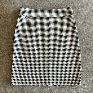 Soho women’s dress skirt size M